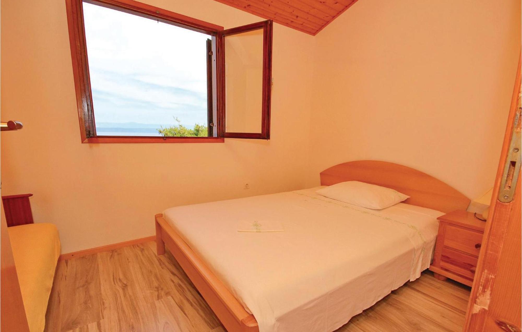 Gorgeous Apartment In Prigradica With Kitchen 외부 사진